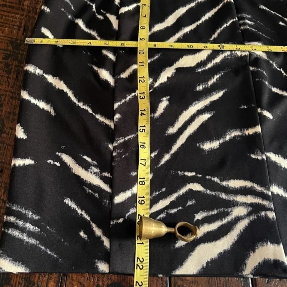 Michael Kors Zebra Print Skirt Size 8